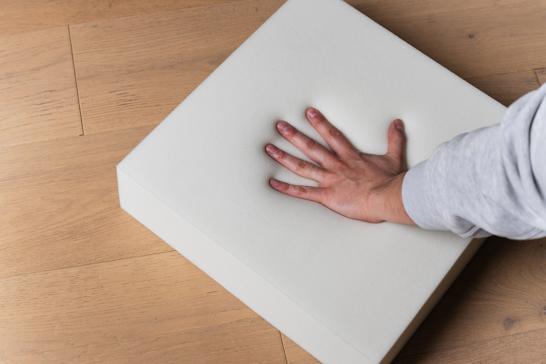 What Is the Difference Between Conventional Polyurethane (Pu) and Viscoelastic Polyurethane (Memory Foam)?